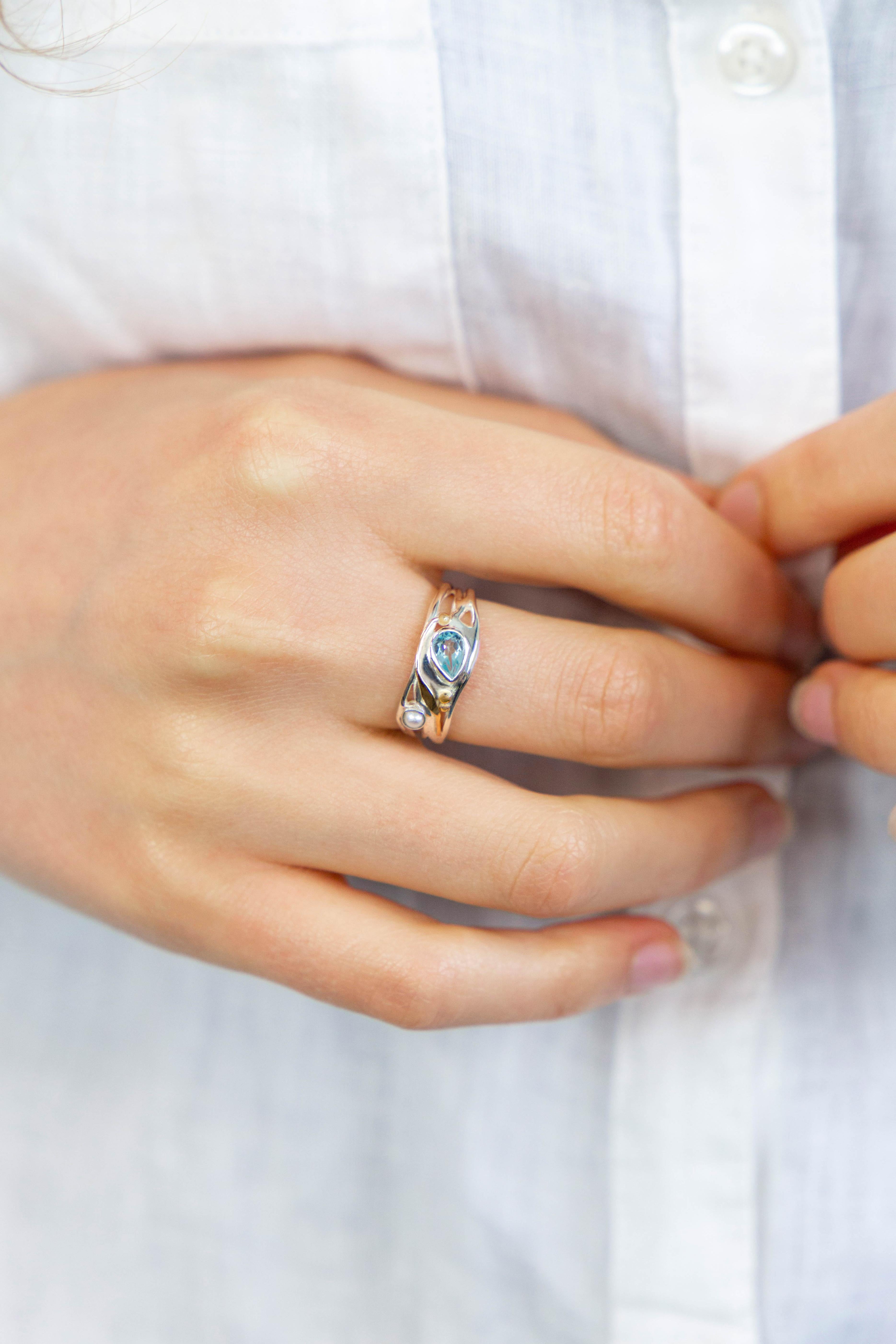 Sterling Silver Blue Topaz and Pearl Ring