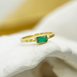 Green Onyx Gold Ring